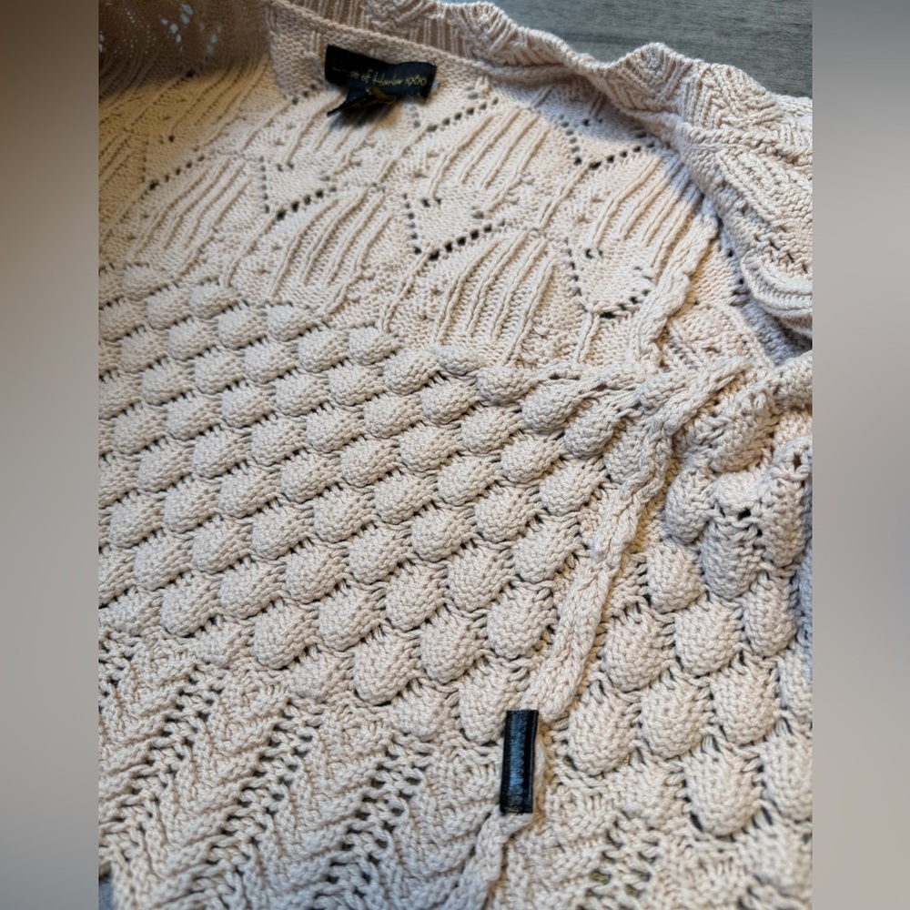 House of Harlow 1960 Cropped Cardigan XS Tan Boho Scallop Knit Y2K - Picture 11 of 12